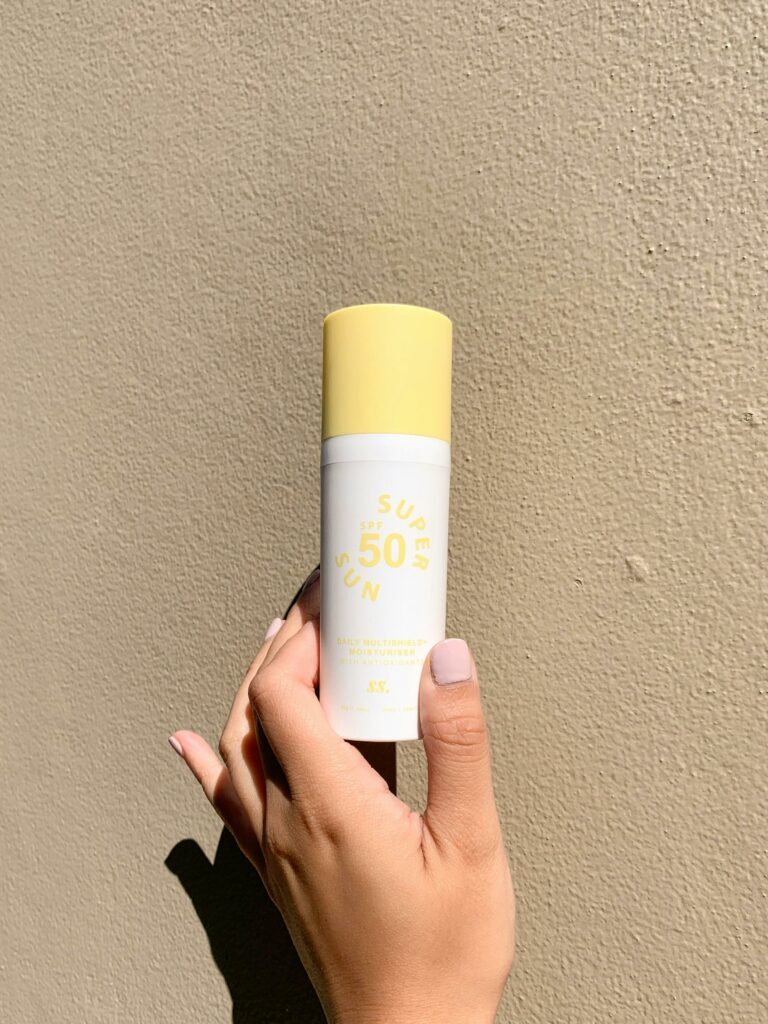 produit solaire SPF 50 cosmétique et la réglementation cosmétique